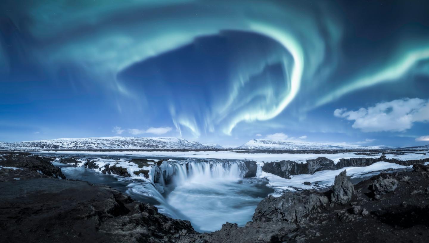 blue aurora borealis