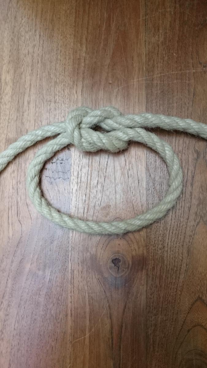 Know your knots (5) - The Reef Knot | Royal Museums Greenwich